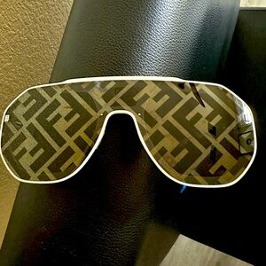 FENDI -mirrored logo pilot sheild sunglasses.FF monogram is reflected